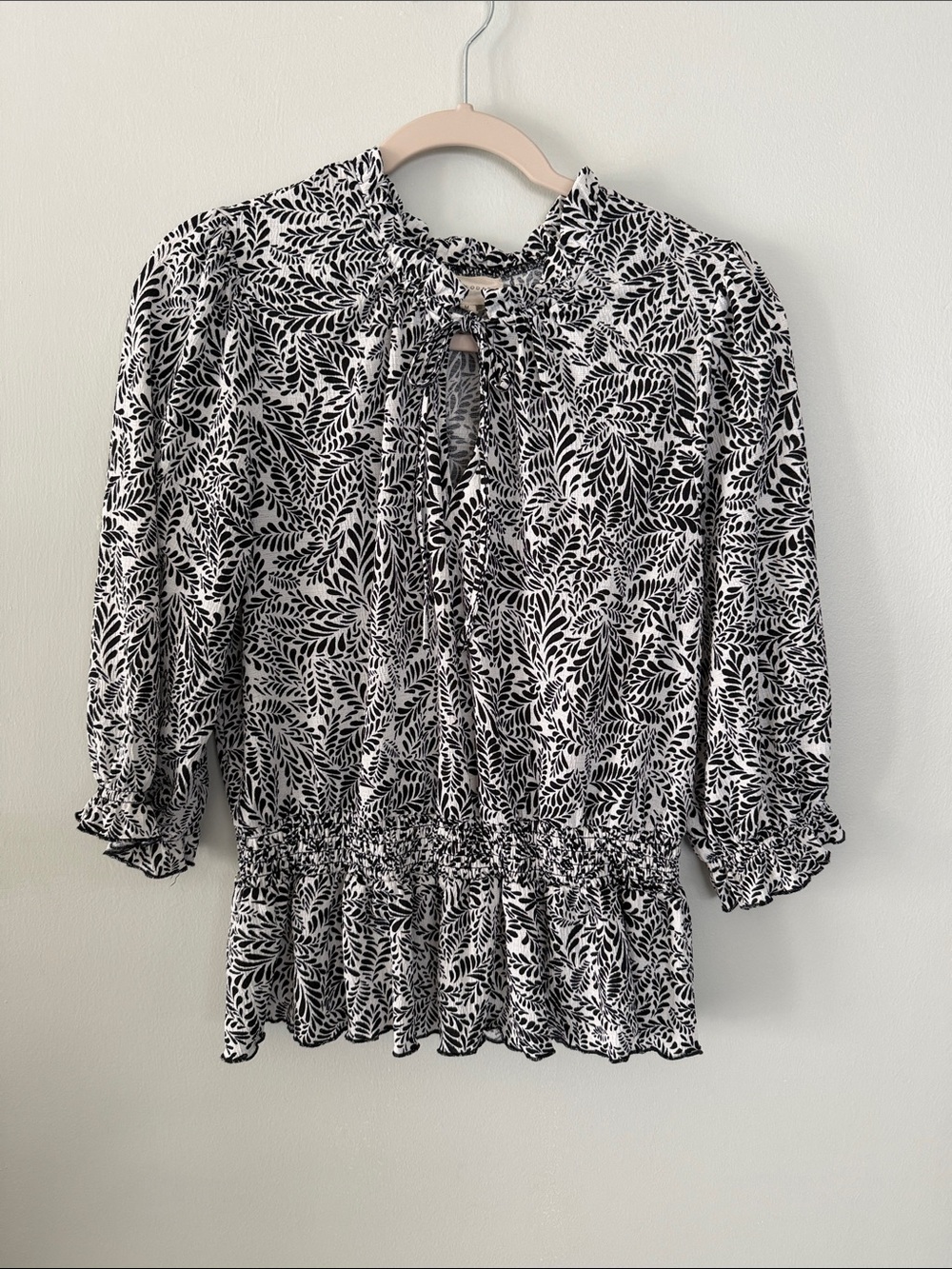 MELLODAY Black & White Leaf-Print Peasant Blouse